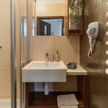 Hotel apartamentowy Expo