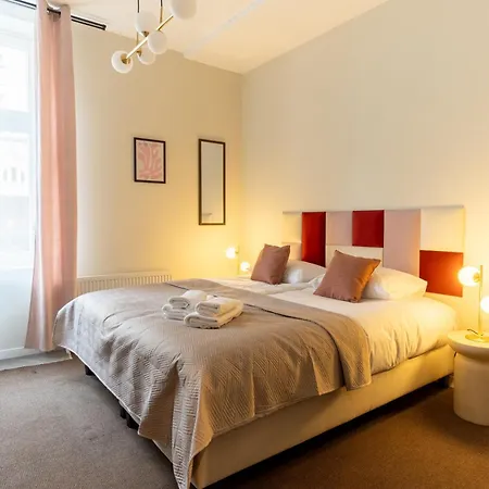 Expo Apartmanhotel 4*