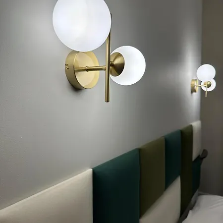 アパートホテル Expo 4*