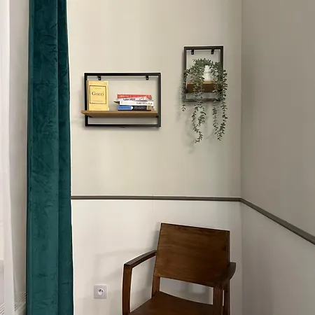 Hotel apartamentowy Expo *